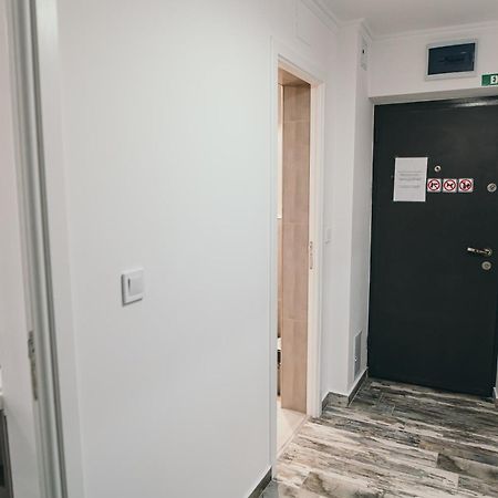 Insomnia Studio Дробета-Турну Северин Екстериор снимка
